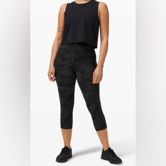 lululemon athletica Pants - Lululemon Swift Speed High-Rise Crop 21"